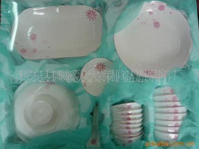 日用陶瓷餐具;賓館/酒店用瓷;咖啡茶具;盤;碗;杯碟;瓷泥瓷釉;_碗 杯子 碟 _中國 廣東 潮安縣 潮州市潮安縣磷溪鎮磷溪中學路_潮安縣磷溪大榮陶瓷原料廠_